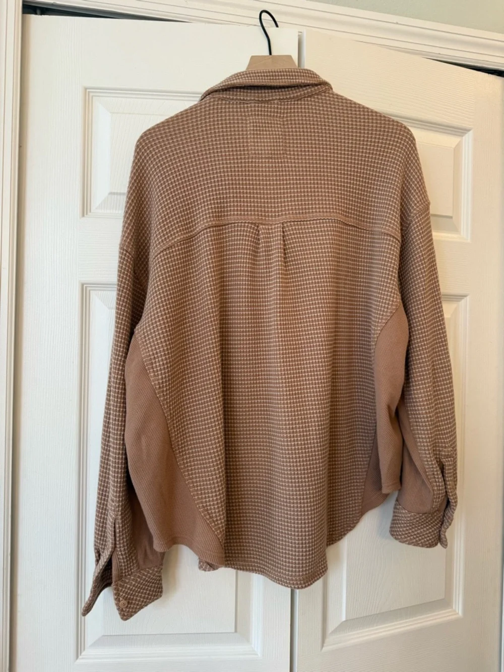 Aerie LumberJane Waffle Shirt Oversized Button Up Brown Tan Womens size Small - Picture 7 of 10